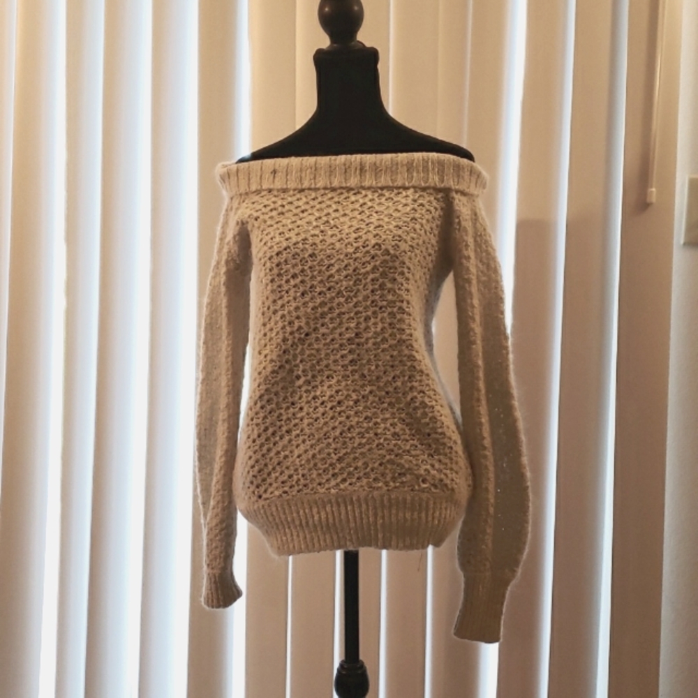 Cream Sweater Medium lui lahne